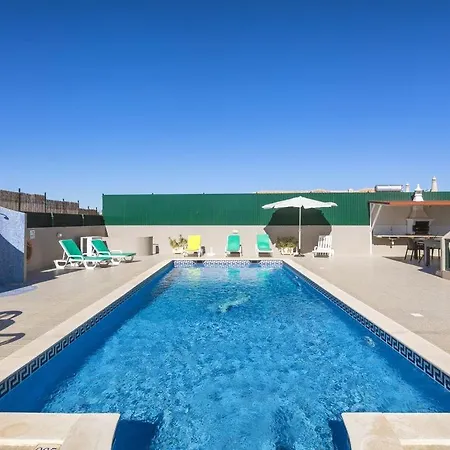 Malta Rose 5 Minutes Walk From The Center Of Carvoeiro And The Beach With Private Heated Pool Villa