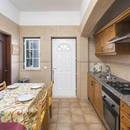 Malta Rose 5 Minutes Walk From The Center Of Carvoeiro And The Beach With Private Heated Pool * Καρβοέιρο