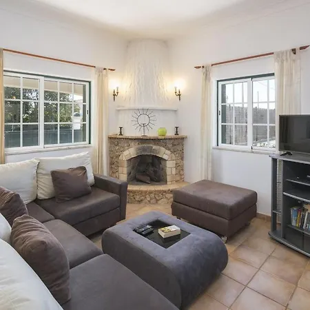 Malta Rose 5 Minutes Walk From The Center Of Carvoeiro And The Beach With Private Heated Pool Καρβοέιρο